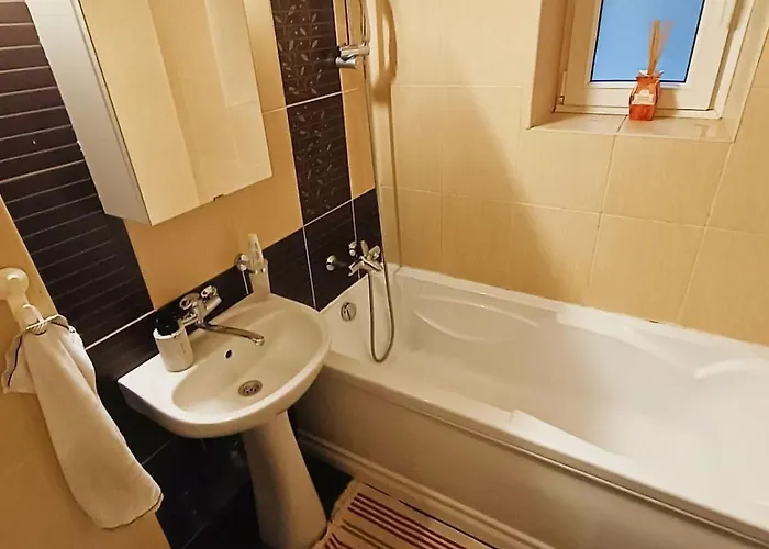 Bright Loft With Athenaeum View *